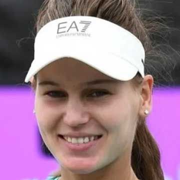 Юлия сальникова теннисистка фото в молодости